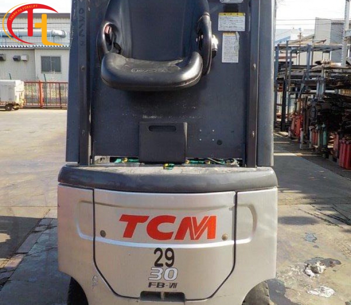 XE NÂNG ĐIỆN TCM 3 TẤN NGỒI LÁI GIÁ TỐT