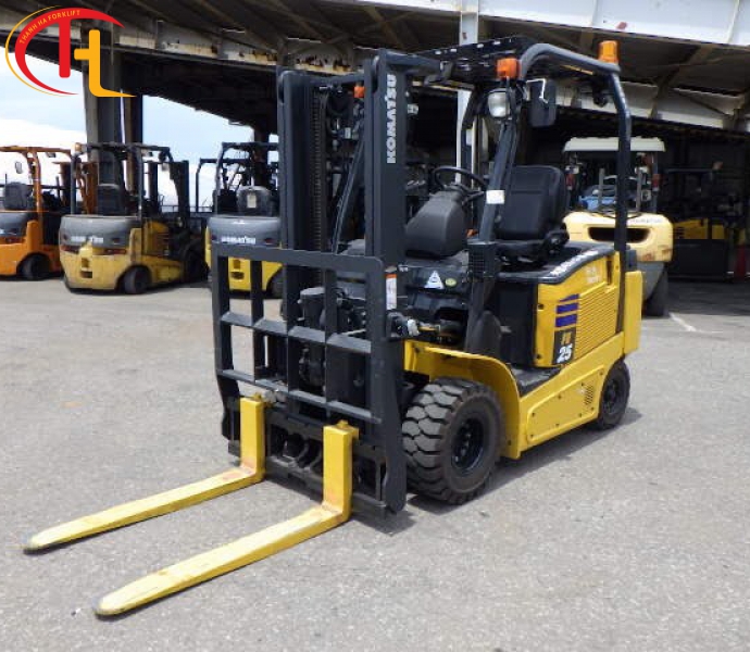 BÁN VÀ CHO THUÊ XE NÂNG ĐIỆN KOMATSU FE 2,5 TẤN