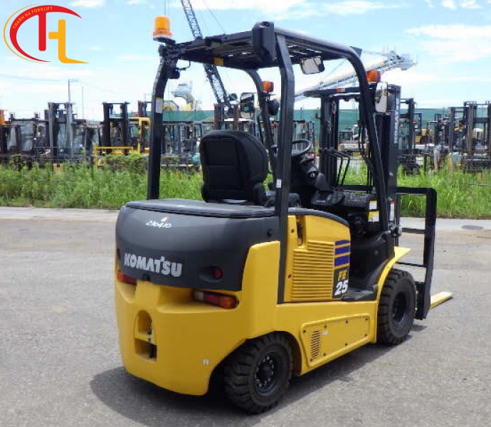 BÁN VÀ CHO THUÊ XE NÂNG ĐIỆN KOMATSU FE 2,5 TẤN