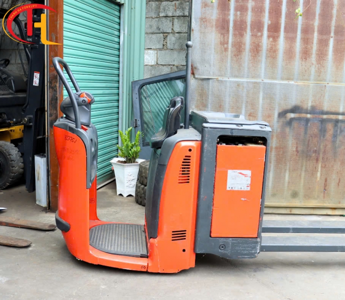 Xe nâng tầm thấp Linde