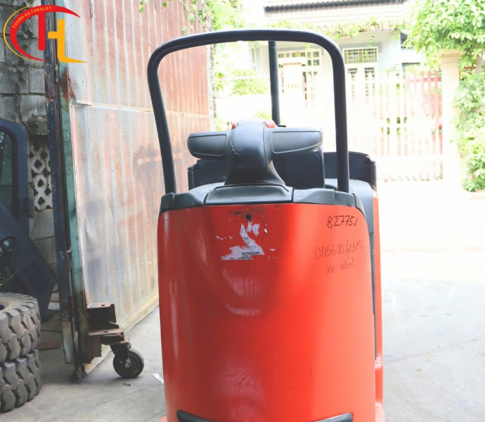 Xe nâng tầm thấp Linde