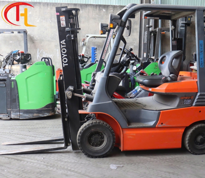 Xe nâng điện toyota 1 tấn - Chính hãng