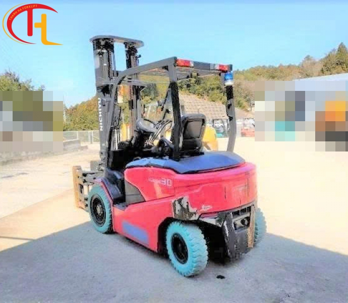 Xe nâng điện 4 bánh NICHIYU - 1,5 tấn